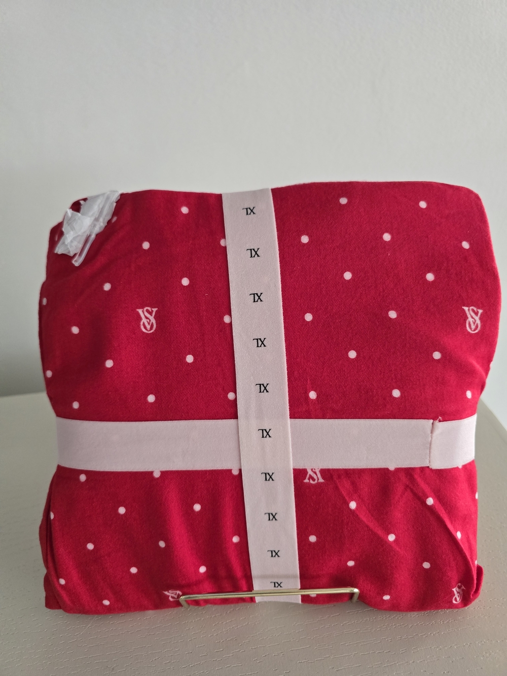 Victoria's Secret Flannel Long-Sleeve Tee-Jama Set - Picture 3 of 6